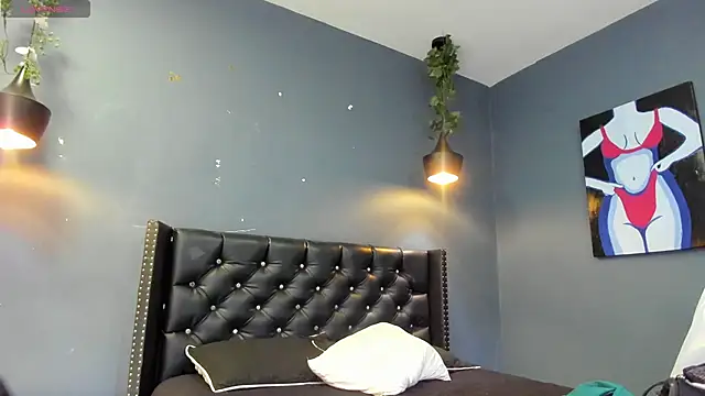 Sophiietaylor online show from 23, 9, 2025