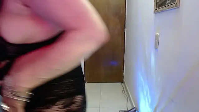 Snapshot of KarimaSarabe chatting on 25, 2, 2026 KarimaSarabe online show from 25, 2, 2026