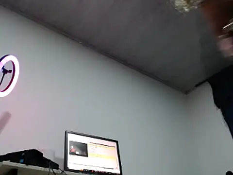 Snapshot of KarimaSarabe chatting on 25, 2, 2025 KarimaSarabe online show from 25, 2, 2025