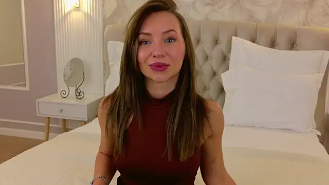 LilyRaisa online show from 4, 10, 2025