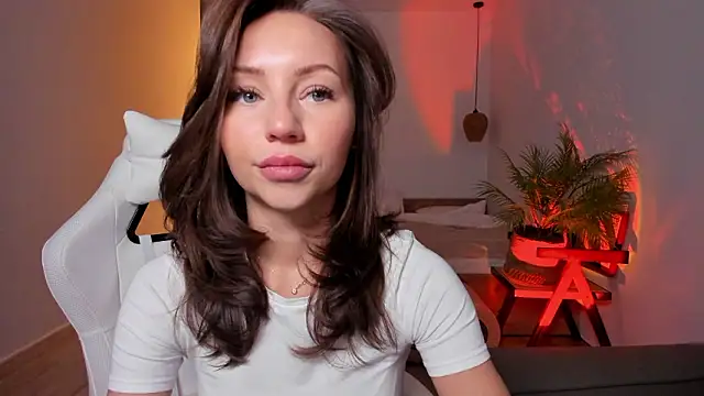 LilyRaisa online show from 18, 2, 2026