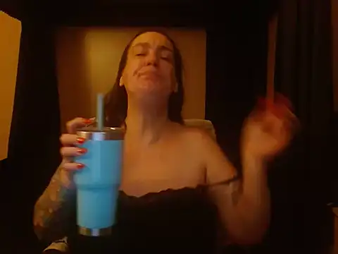 SimoneMoore online show from 5, 3, 2025