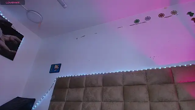  sex mia online show from 28, 9, 2025