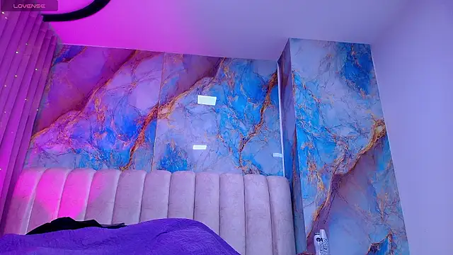  sex mia online show from 5, 3, 2026