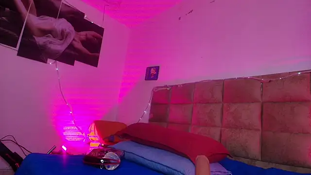  sex mia online show from 6, 11, 2025