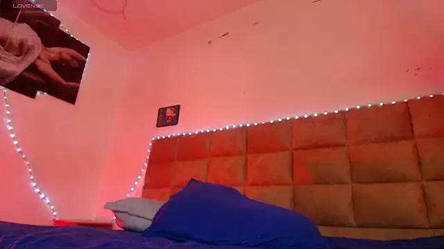  sex mia online show from 15, 9, 2025