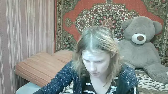 Kathlyn  Heath online show from 22, 12, 2025