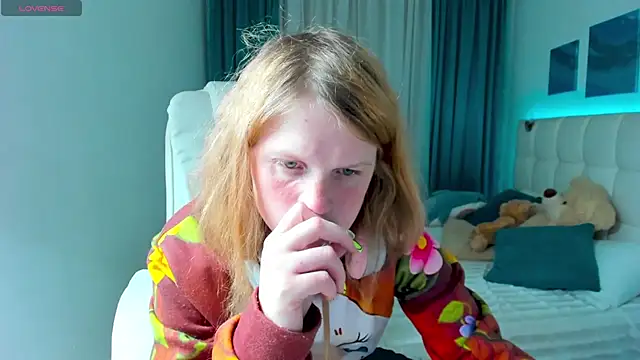 Kathlyn  Heath online show from 26, 9, 2025