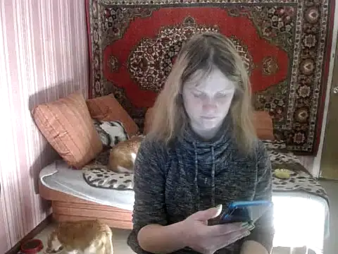 Kathlyn  Heath online show from 6, 11, 2025