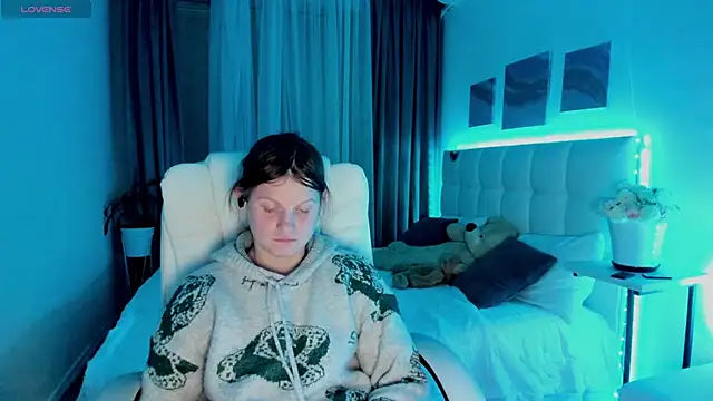 Kathlyn  Heath online show from 2, 3, 2025