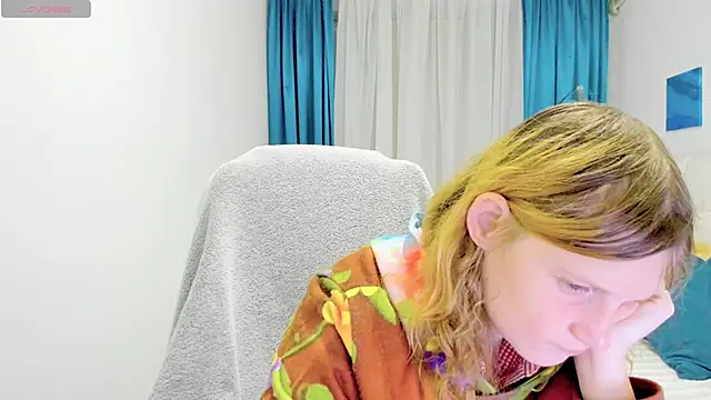 Kathlyn  Heath online show from 16, 11, 2025