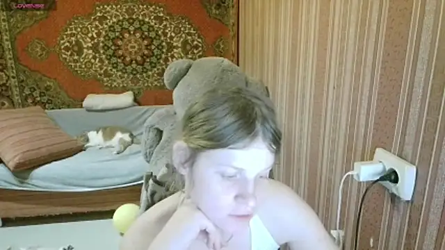 Kathlyn  Heath online show from 11, 3, 2026