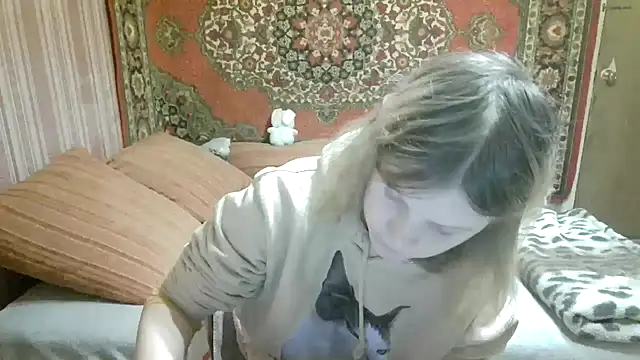 Kathlyn  Heath online show from 21, 12, 2025