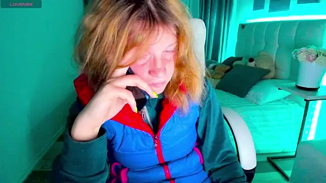 Kathlyn  Heath online show from 6, 10, 2025