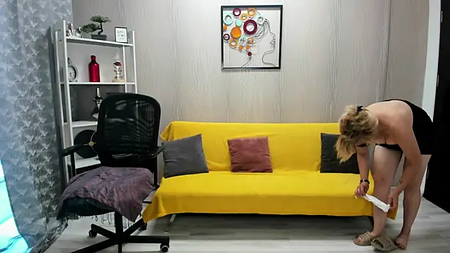 Cassandra Hotty online show from 23, 6, 2026