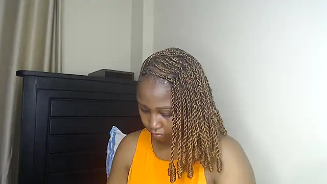 Snapshot of NIKKIE_LOVE chatting on 7, 5, 2026 NIKKIE LOVE online show from 7, 5, 2026