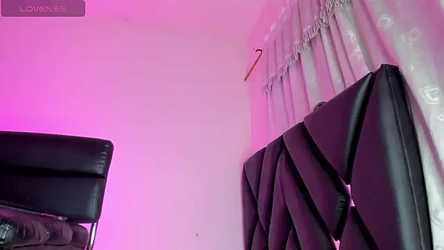 stephany doll  online show from 10, 1, 2026