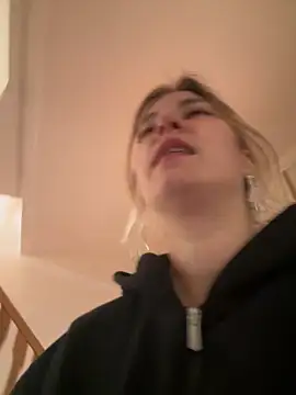 Snapshot of secretcrazy69 chatting on 22, 2, 2025 secretcrazy69 online show from 22, 2, 2025