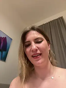 Snapshot of secretcrazy69 chatting on 26, 2, 2025 secretcrazy69 online show from 26, 2, 2025