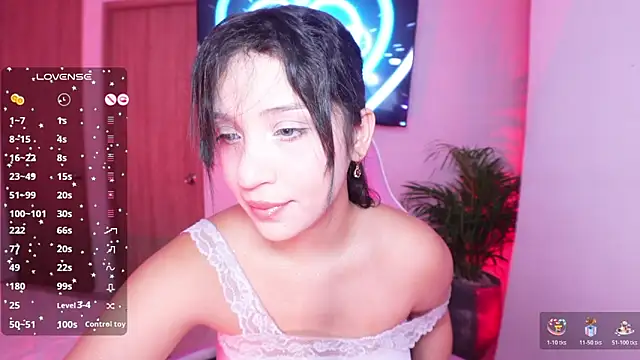 Snapshot of angel_rouse_ chatting on 26, 6, 2026 angel rouse online show from 26, 6, 2026