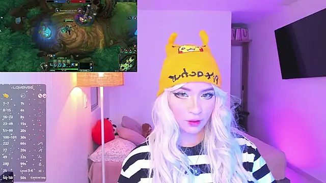 Snapshot of angel_rouse_ chatting on 25, 9, 2025 angel rouse online show from 25, 9, 2025