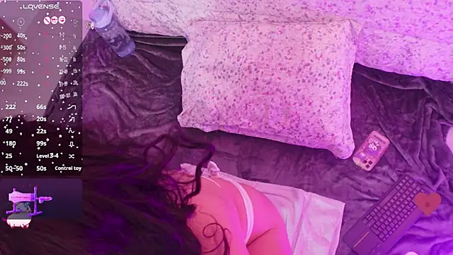 Snapshot of angel_rouse_ chatting on 18, 10, 2025 angel rouse online show from 18, 10, 2025