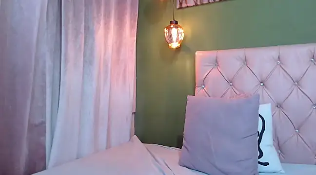 AngelitaWild  online show from 14, 2, 2025