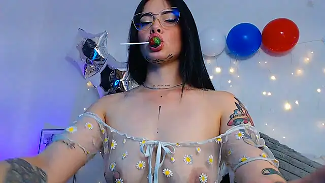 Isa Maiden1 online show from 7, 7, 2026