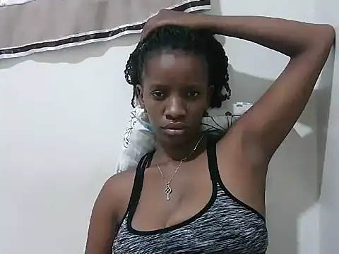 Snapshot of prettybeee chatting on 25, 10, 2025 prettybeee online show from 25, 10, 2025