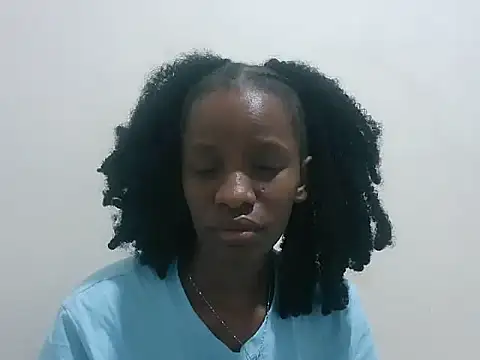 Snapshot of prettybeee chatting on 13, 1, 2026 prettybeee online show from 13, 1, 2026