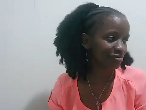 Snapshot of prettybeee chatting on 9, 1, 2026 prettybeee online show from 9, 1, 2026