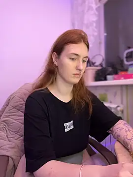  Chlo  e online show from 23, 11, 2025