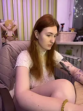  Chlo  e online show from 20, 11, 2025