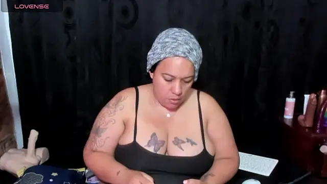 Snapshot of Sofie-Storm chatting on 6, 6, 2026 Sofie-Storm online show from 6, 6, 2026