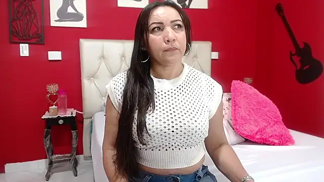 Rebecca Milf online show from 7, 11, 2025