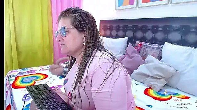 sandra 20 online show from 23, 3, 2026