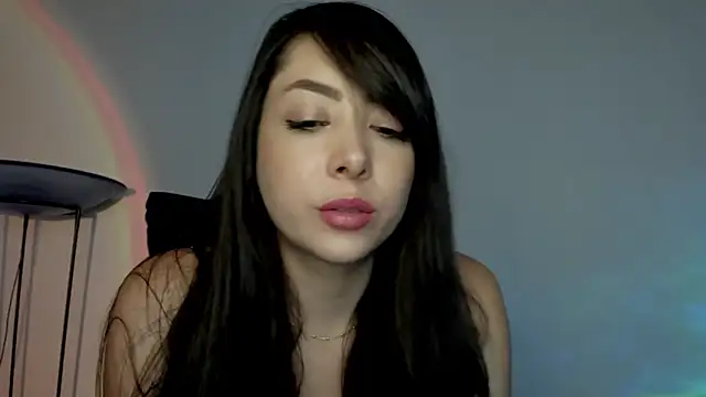 Snapshot of Mila__Paramo chatting on 8, 3, 2025 Mila Paramo online show from 8, 3, 2025