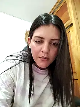 Mia Hampton online show from 17, 9, 2025