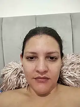 Mia Hampton online show from 12, 6, 2026