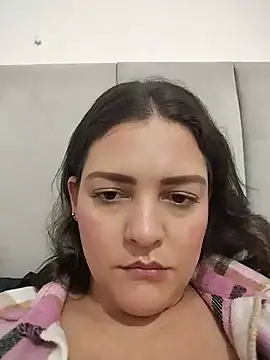 Mia Hampton online show from 16, 6, 2026