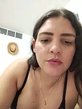 Mia Hampton online show from 30, 5, 2026