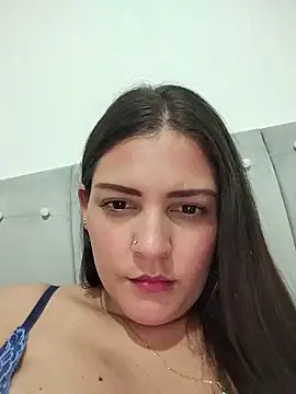 Mia Hampton online show from 24, 5, 2026