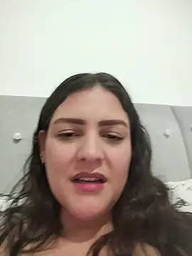 Mia Hampton online show from 20, 6, 2026