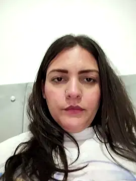 Mia Hampton online show from 1, 4, 2026