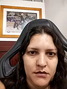 Mia Hampton online show from 12, 2, 2026