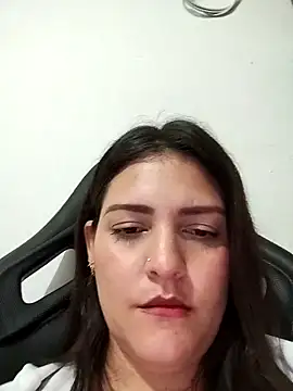 Mia Hampton online show from 31, 10, 2025