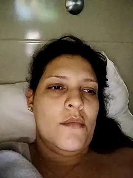 Mia Hampton online show from 1, 10, 2025