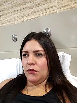 Mia Hampton online show from 25, 9, 2025