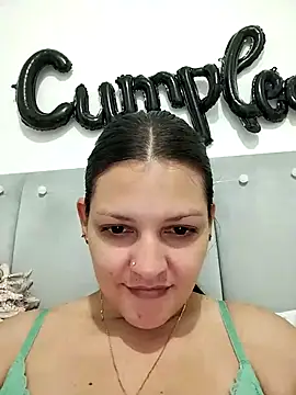 Mia Hampton online show from 28, 2, 2026