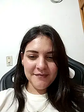 Mia Hampton online show from 29, 11, 2025